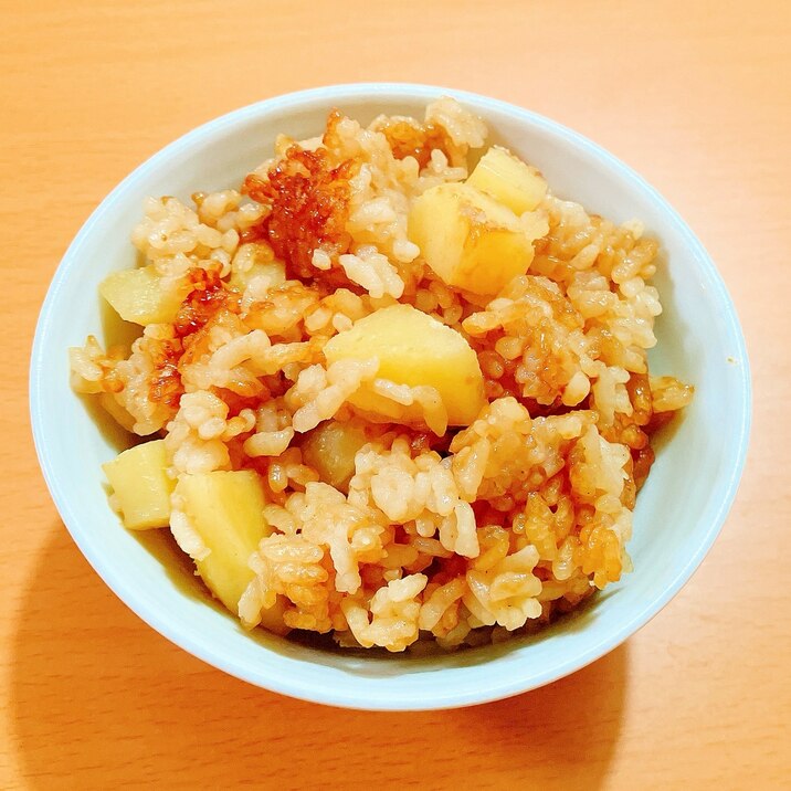 じゃがいもと焼肉のたれの炊き込みご飯